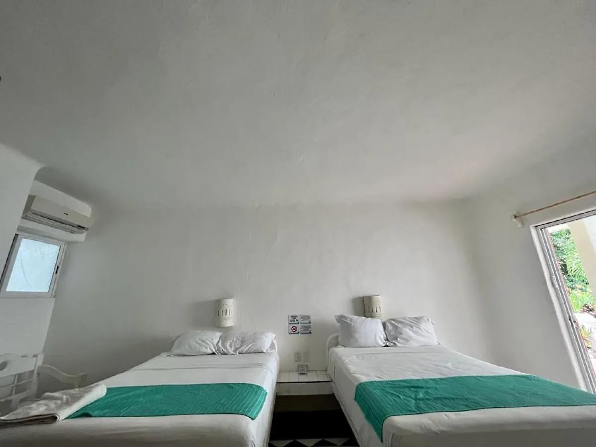 Hostal Mx 5Th Avenue Ostello Playa del Carmen