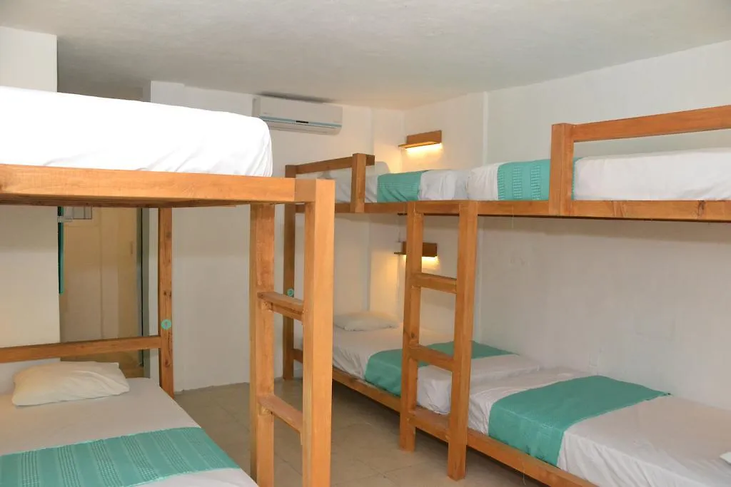 Hostal Mx 5Th Avenue Ostello Playa del Carmen